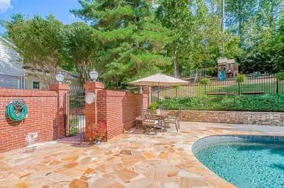 314 River Valley Road, Sandy Springs, Georgia 30328, 4 Bedrooms Bedrooms, ,3 BathroomsBathrooms,Residential,Sold,314 River Valley Road,6076925