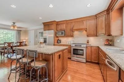 314 River Valley Road, Sandy Springs, Georgia 30328, 4 Bedrooms Bedrooms, ,3 BathroomsBathrooms,Residential,Sold,314 River Valley Road,6076925