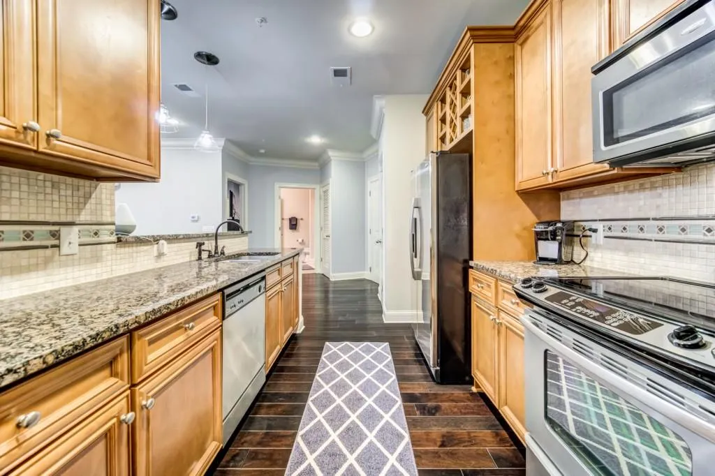 901 Abernathy Road Unit 5140, Atlanta, Georgia 30328, 2 Bedrooms Bedrooms, ,2 BathroomsBathrooms,Residential,Sold,901 Abernathy Road Unit 5140,6509384