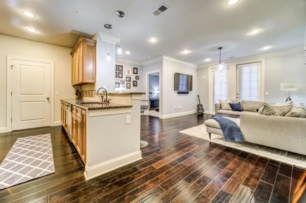 901 Abernathy Road Unit 5140, Atlanta, Georgia 30328, 2 Bedrooms Bedrooms, ,2 BathroomsBathrooms,Residential,Sold,901 Abernathy Road Unit 5140,6509384