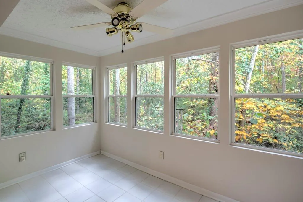 5151 Roswell Road Unit 1, Atlanta, Georgia 30342, 2 Bedrooms Bedrooms, ,2 BathroomsBathrooms,Residential,Sold,5151 Roswell Road Unit 1,5769649