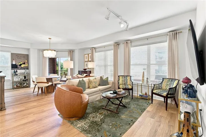 Welcome to Unit 424 at One River Place!