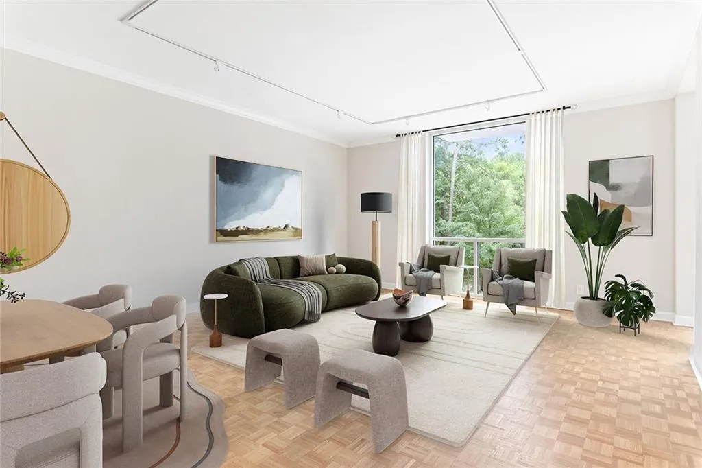 130 26th Street Nw Unit 205, Atlanta, Georgia 30309, 2 Bedrooms Bedrooms, ,1 BathroomBathrooms,Residential,For Sale,130 26th Street Nw Unit 205,7626620