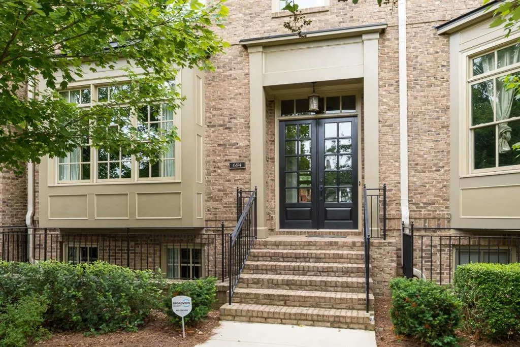 684 Lockton Place, Atlanta, Georgia 30342, 4 Bedrooms Bedrooms, ,4 BathroomsBathrooms,Residential,Sold,684 Lockton Place,6636666