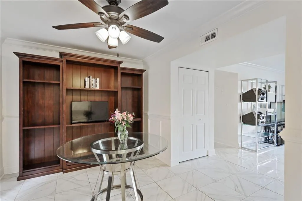 5594 Kingsport Drive Unit 17, Atlanta, Georgia 30342, 3 Bedrooms Bedrooms, ,2 BathroomsBathrooms,Residential,Sold,5594 Kingsport Drive Unit 17,6753539