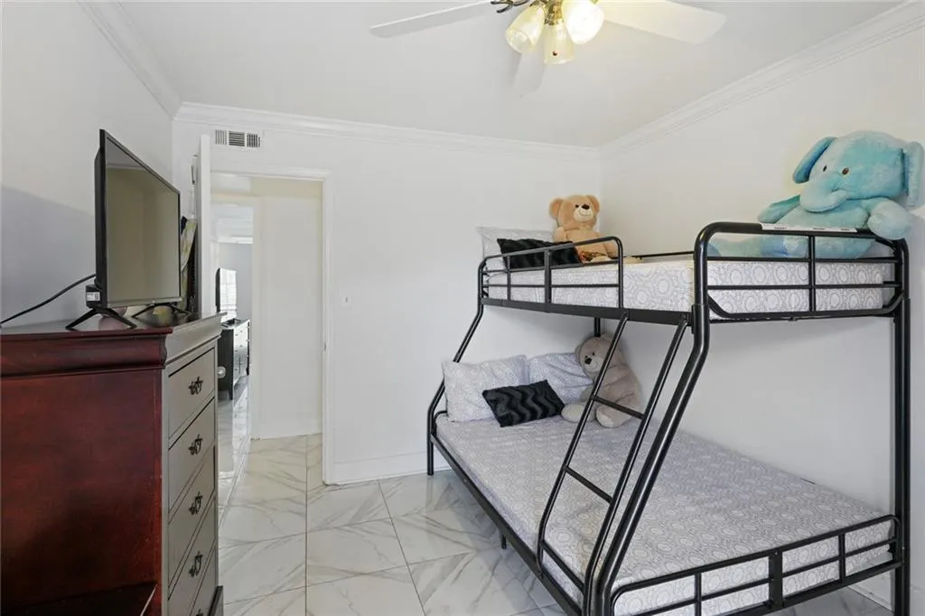 5594 Kingsport Drive Unit 17, Atlanta, Georgia 30342, 3 Bedrooms Bedrooms, ,2 BathroomsBathrooms,Residential,Sold,5594 Kingsport Drive Unit 17,6753539