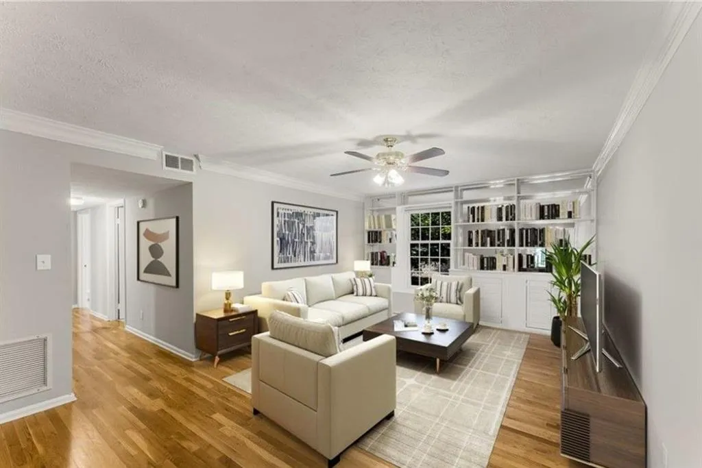 6700 Roswell Road Unit 15b, Atlanta, Georgia 30328, 3 Bedrooms Bedrooms, ,2 BathroomsBathrooms,Residential,Sold,6700 Roswell Road Unit 15b,7536385