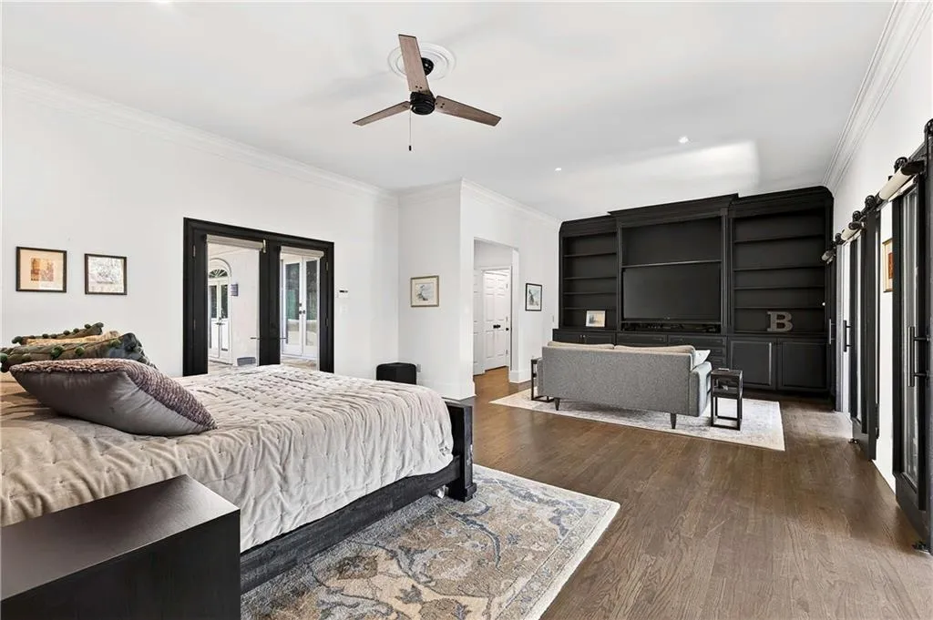 5680 Glen Errol Road, Atlanta, Georgia 30327, 4 Bedrooms Bedrooms, ,3 BathroomsBathrooms,Residential,For Sale,5680 Glen Errol Road,7722429