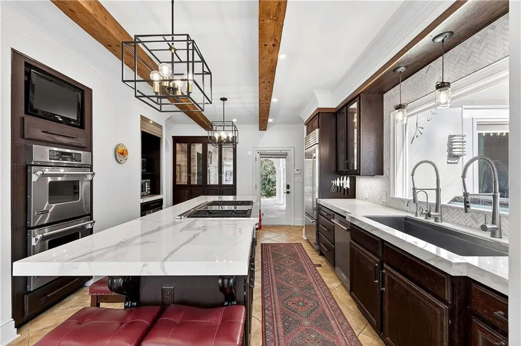 5680 Glen Errol Road, Atlanta, Georgia 30327, 4 Bedrooms Bedrooms, ,3 BathroomsBathrooms,Residential,For Sale,5680 Glen Errol Road,7722429