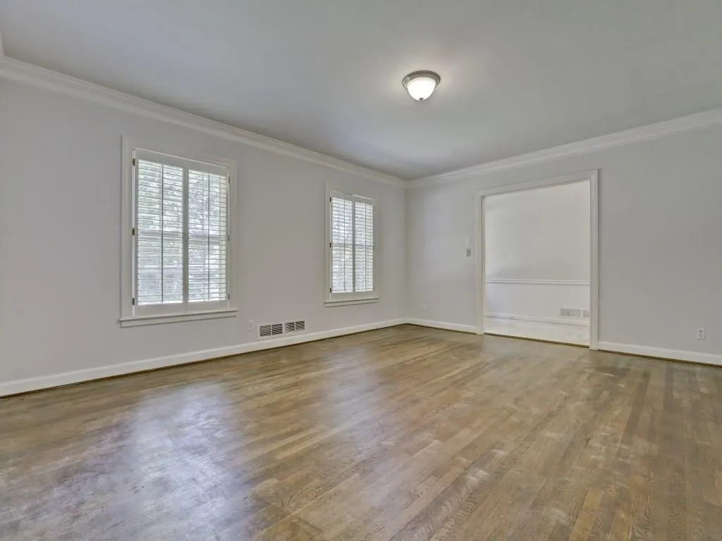 6055 Riverside Drive, Sandy Springs, Georgia 30328, 4 Bedrooms Bedrooms, ,3 BathroomsBathrooms,Residential,Sold,6055 Riverside Drive,5869187