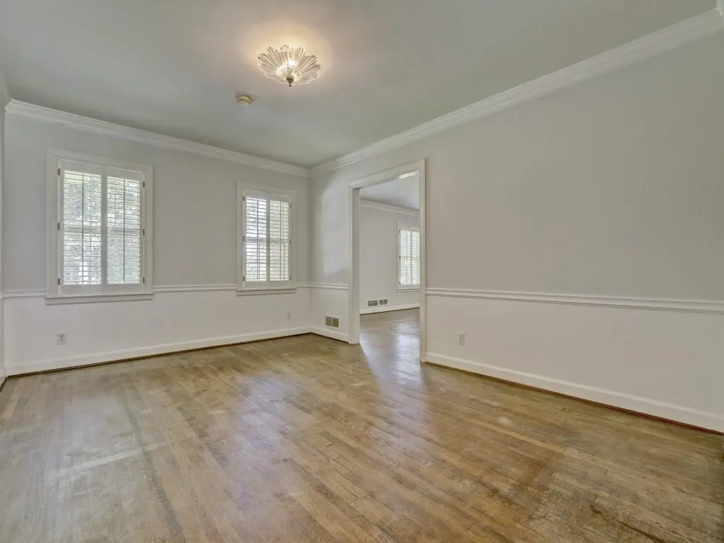 6055 Riverside Drive, Sandy Springs, Georgia 30328, 4 Bedrooms Bedrooms, ,3 BathroomsBathrooms,Residential,Sold,6055 Riverside Drive,5869187