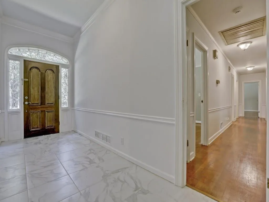 6055 Riverside Drive, Sandy Springs, Georgia 30328, 4 Bedrooms Bedrooms, ,3 BathroomsBathrooms,Residential,Sold,6055 Riverside Drive,5869187