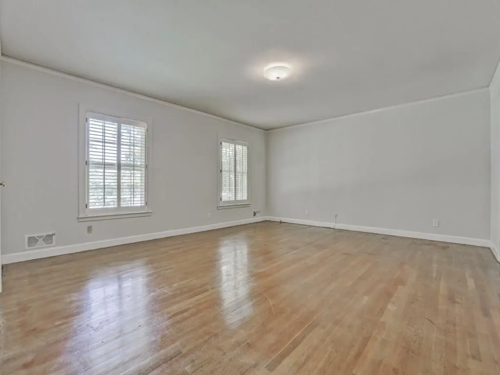 6055 Riverside Drive, Sandy Springs, Georgia 30328, 4 Bedrooms Bedrooms, ,3 BathroomsBathrooms,Residential,Sold,6055 Riverside Drive,5869187