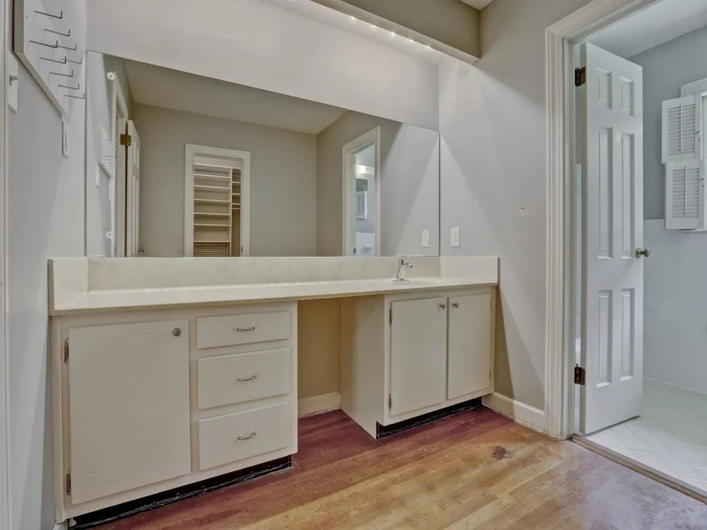 6055 Riverside Drive, Sandy Springs, Georgia 30328, 4 Bedrooms Bedrooms, ,3 BathroomsBathrooms,Residential,Sold,6055 Riverside Drive,5869187