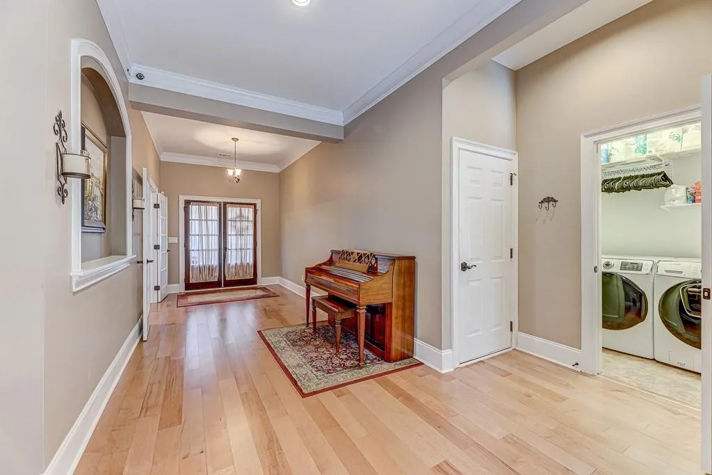 520 Wembley Circle, Sandy Springs, Georgia 30328, 5 Bedrooms Bedrooms, ,4 BathroomsBathrooms,Residential,Sold,520 Wembley Circle,6792506