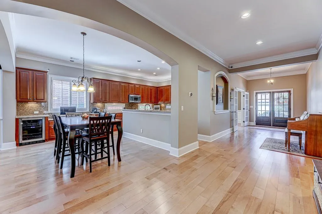 520 Wembley Circle, Sandy Springs, Georgia 30328, 5 Bedrooms Bedrooms, ,4 BathroomsBathrooms,Residential,Sold,520 Wembley Circle,6792506