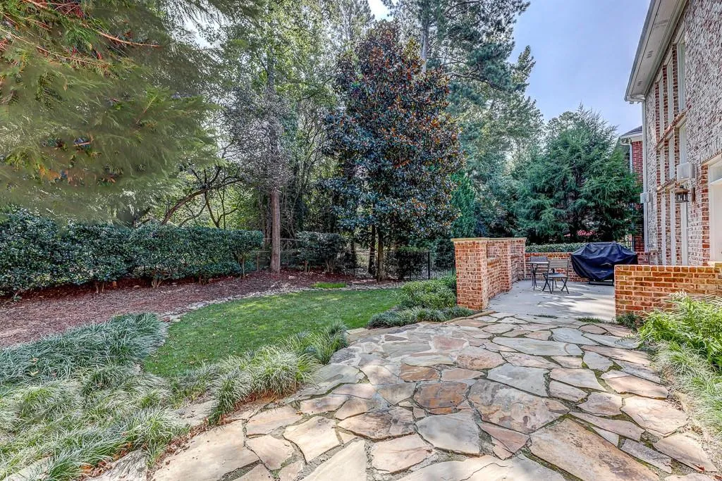 520 Wembley Circle, Sandy Springs, Georgia 30328, 5 Bedrooms Bedrooms, ,4 BathroomsBathrooms,Residential,Sold,520 Wembley Circle,6792506