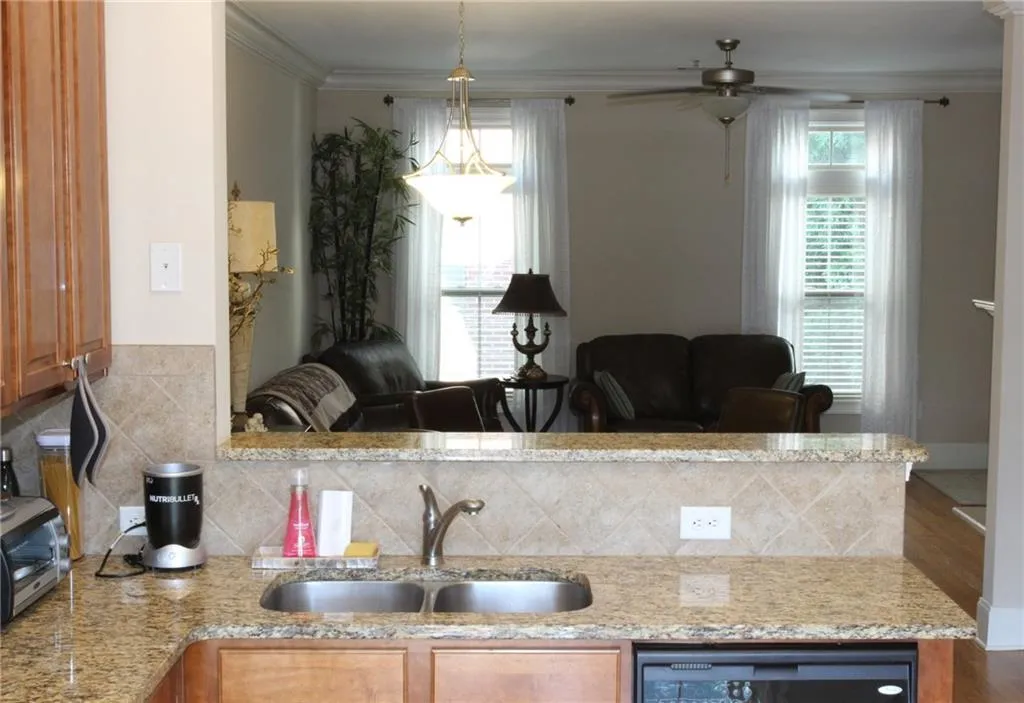 839 Perennial Drive Unit 839, Sandy Springs, Georgia 30328, 2 Bedrooms Bedrooms, ,2 BathroomsBathrooms,Residential,Sold,839 Perennial Drive Unit 839,6009470