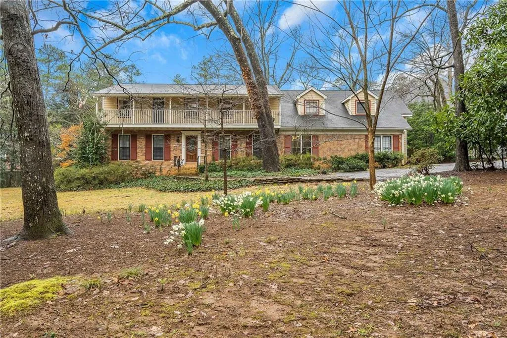 245 Dalrymple Road, Atlanta, Georgia 30328, 4 Bedrooms Bedrooms, ,4 BathroomsBathrooms,Residential,Sold,245 Dalrymple Road,6509857