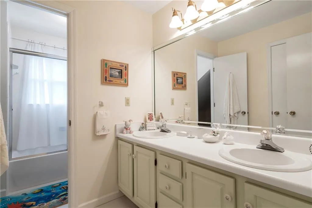 245 Dalrymple Road, Atlanta, Georgia 30328, 4 Bedrooms Bedrooms, ,4 BathroomsBathrooms,Residential,Sold,245 Dalrymple Road,6509857