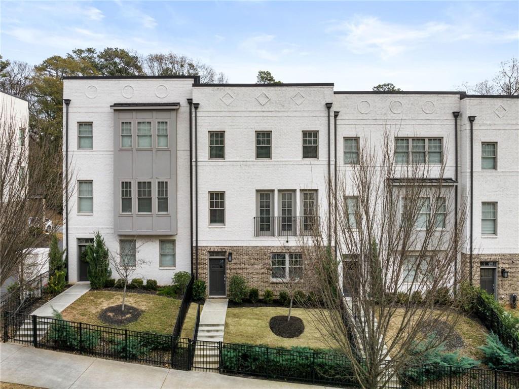 6071 Boylston Drive NE, Sandy Springs, Georgia 30328, 3 Bedrooms Bedrooms, ,3 BathroomsBathrooms,Residential,Sold,6071 Boylston Drive NE,7316071