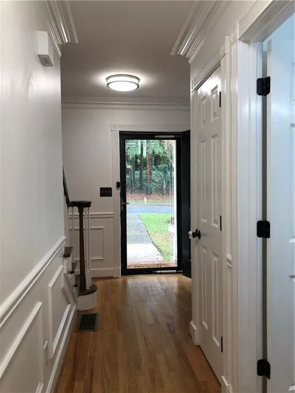 24 Huntington Place Drive, Sandy Springs, Georgia 30350, 3 Bedrooms Bedrooms, ,2 BathroomsBathrooms,Residential,Sold,24 Huntington Place Drive,6797555