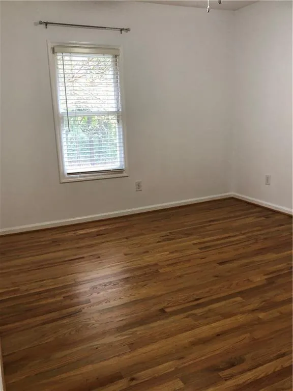 24 Huntington Place Drive, Sandy Springs, Georgia 30350, 3 Bedrooms Bedrooms, ,2 BathroomsBathrooms,Residential,Sold,24 Huntington Place Drive,6797555
