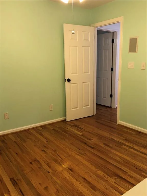 24 Huntington Place Drive, Sandy Springs, Georgia 30350, 3 Bedrooms Bedrooms, ,2 BathroomsBathrooms,Residential,Sold,24 Huntington Place Drive,6797555
