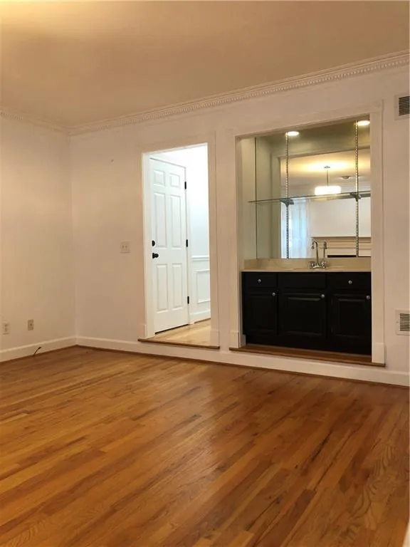 24 Huntington Place Drive, Sandy Springs, Georgia 30350, 3 Bedrooms Bedrooms, ,2 BathroomsBathrooms,Residential,Sold,24 Huntington Place Drive,6797555