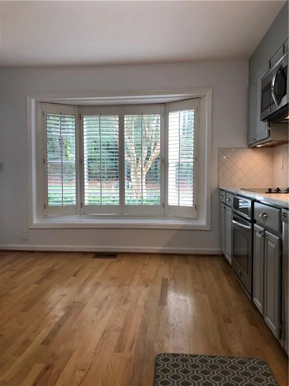 24 Huntington Place Drive, Sandy Springs, Georgia 30350, 3 Bedrooms Bedrooms, ,2 BathroomsBathrooms,Residential,Sold,24 Huntington Place Drive,6797555
