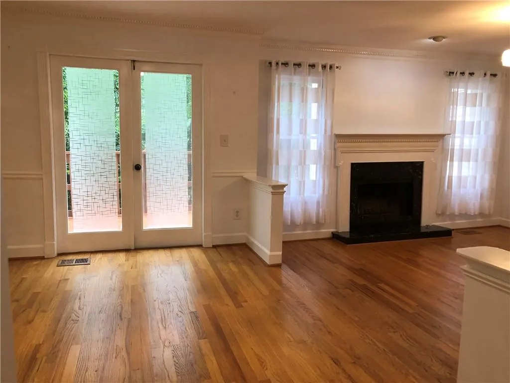 24 Huntington Place Drive, Sandy Springs, Georgia 30350, 3 Bedrooms Bedrooms, ,2 BathroomsBathrooms,Residential,Sold,24 Huntington Place Drive,6797555