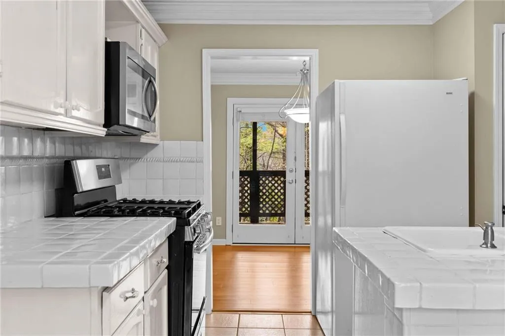 1176 Weatherstone Drive Ne, Atlanta, Georgia 30324, 2 Bedrooms Bedrooms, 0 ,2 BathroomsBathrooms,Residential,For Sale,1176 Weatherstone Drive Ne,7738681