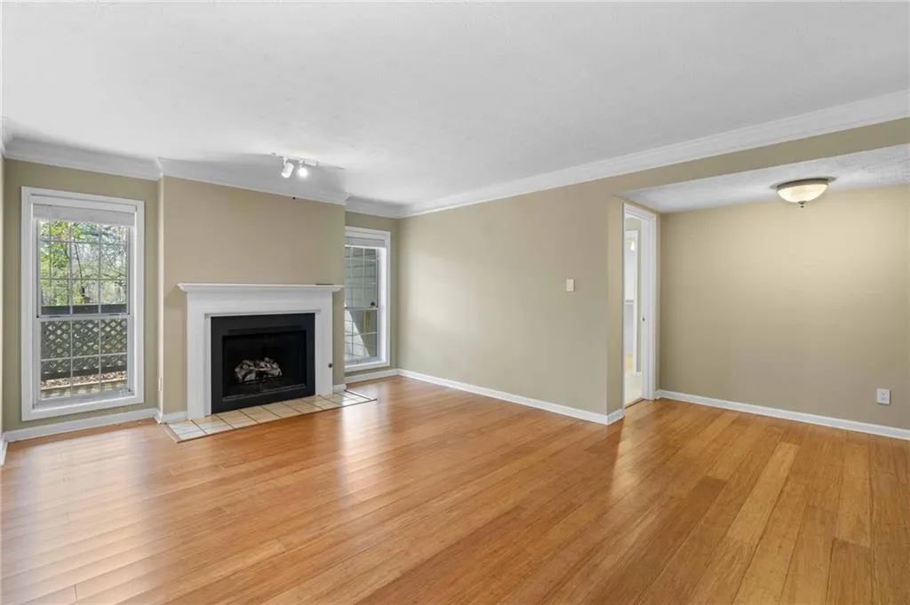 1176 Weatherstone Drive Ne, Atlanta, Georgia 30324, 2 Bedrooms Bedrooms, 0 ,2 BathroomsBathrooms,Residential,For Sale,1176 Weatherstone Drive Ne,7738681