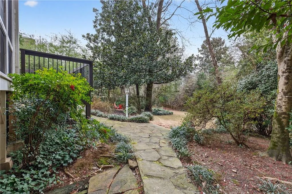 1907 Claremont Street Nw, Atlanta, Georgia 30318, 3 Bedrooms Bedrooms, 0 ,2 BathroomsBathrooms,Residential,For Sale,1907 Claremont Street Nw,7700753