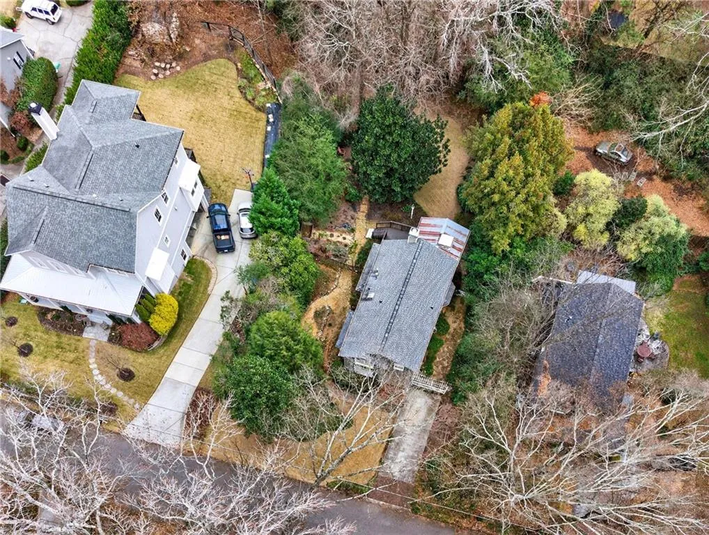 1907 Claremont Street Nw, Atlanta, Georgia 30318, 3 Bedrooms Bedrooms, 0 ,2 BathroomsBathrooms,Residential,For Sale,1907 Claremont Street Nw,7700753