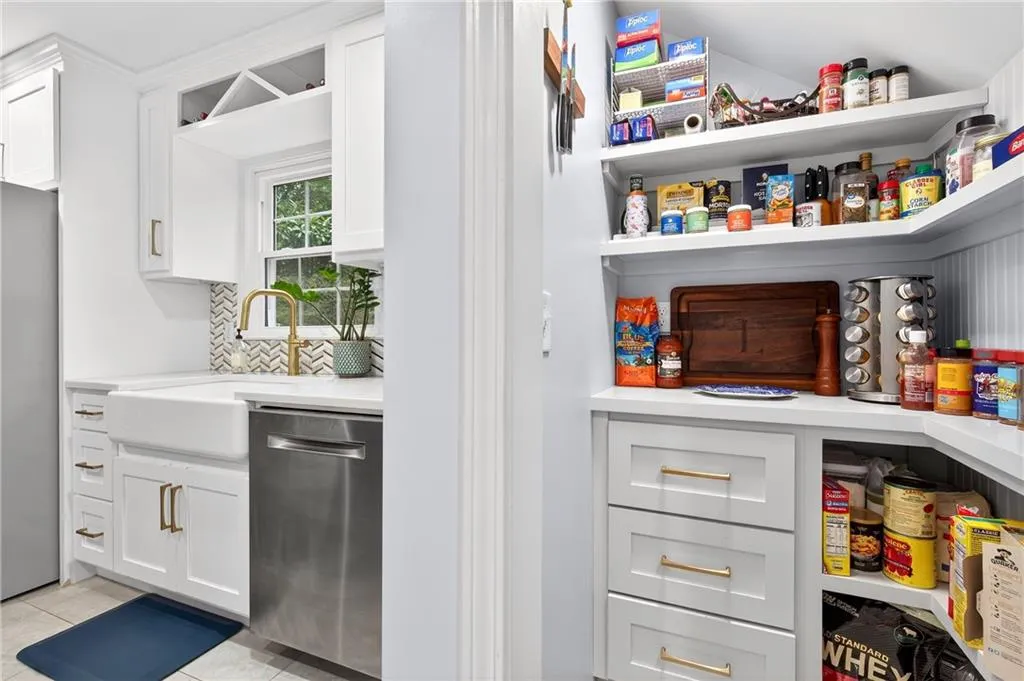 1907 Claremont Street Nw, Atlanta, Georgia 30318, 3 Bedrooms Bedrooms, 0 ,2 BathroomsBathrooms,Residential,For Sale,1907 Claremont Street Nw,7700753