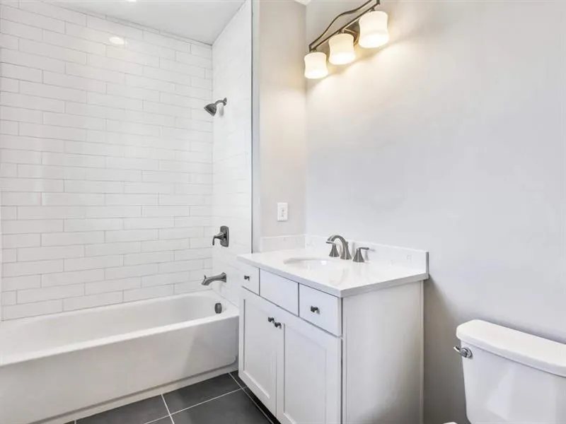 6613 Aria Boulevard Unit 121, Sandy Springs, Georgia 30328, 3 Bedrooms Bedrooms, ,4 BathroomsBathrooms,Residential,Sold,6613 Aria Boulevard Unit 121,6644629