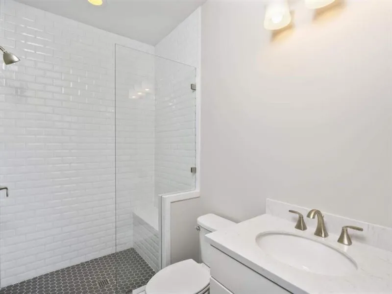 6613 Aria Boulevard Unit 121, Sandy Springs, Georgia 30328, 3 Bedrooms Bedrooms, ,4 BathroomsBathrooms,Residential,Sold,6613 Aria Boulevard Unit 121,6644629