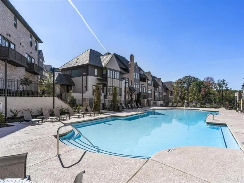 6613 Aria Boulevard Unit 121, Sandy Springs, Georgia 30328, 3 Bedrooms Bedrooms, ,4 BathroomsBathrooms,Residential,Sold,6613 Aria Boulevard Unit 121,6644629