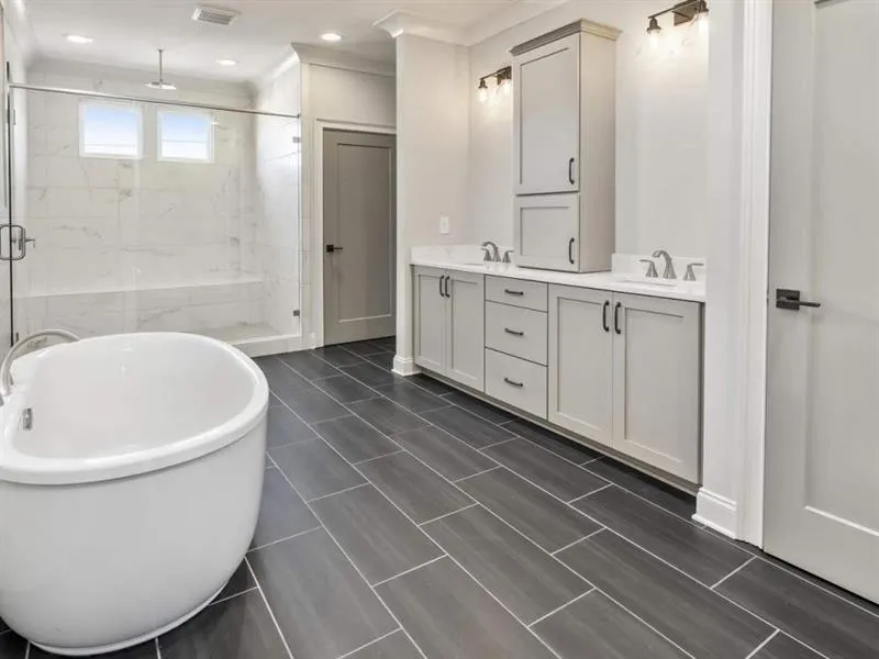 6613 Aria Boulevard Unit 121, Sandy Springs, Georgia 30328, 3 Bedrooms Bedrooms, ,4 BathroomsBathrooms,Residential,Sold,6613 Aria Boulevard Unit 121,6644629