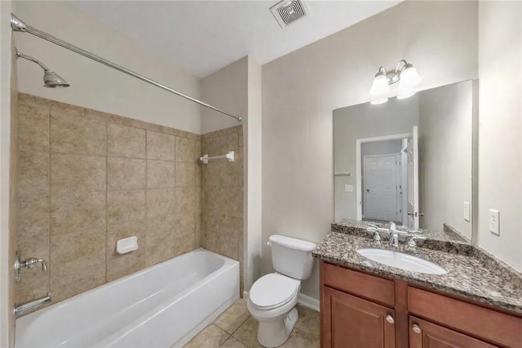 3363 Cumberland Club Drive Unit 16, Atlanta, Georgia 30339, 3 Bedrooms Bedrooms, 0 ,3 BathroomsBathrooms,Residential,For Sale,3363 Cumberland Club Drive Unit 16,7729560
