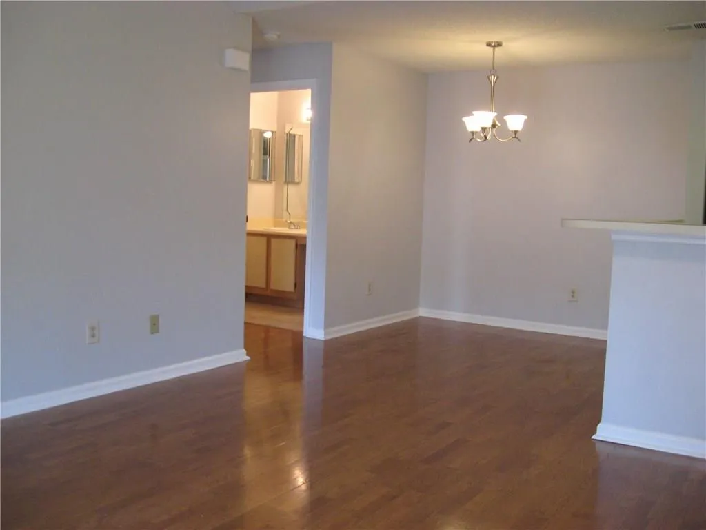 545 Granville Court Unit 545, Atlanta, Georgia 30328, 1 Bedroom Bedrooms, ,1 BathroomBathrooms,Residential,Sold,545 Granville Court Unit 545,5722868