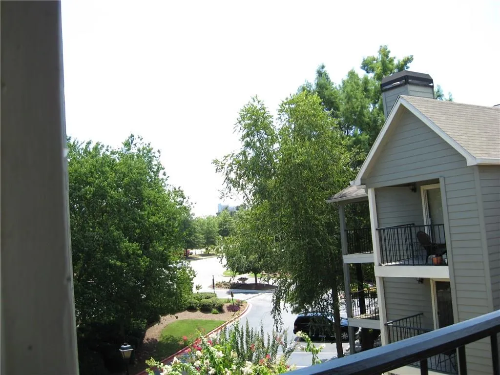 545 Granville Court Unit 545, Atlanta, Georgia 30328, 1 Bedroom Bedrooms, ,1 BathroomBathrooms,Residential,Sold,545 Granville Court Unit 545,5722868