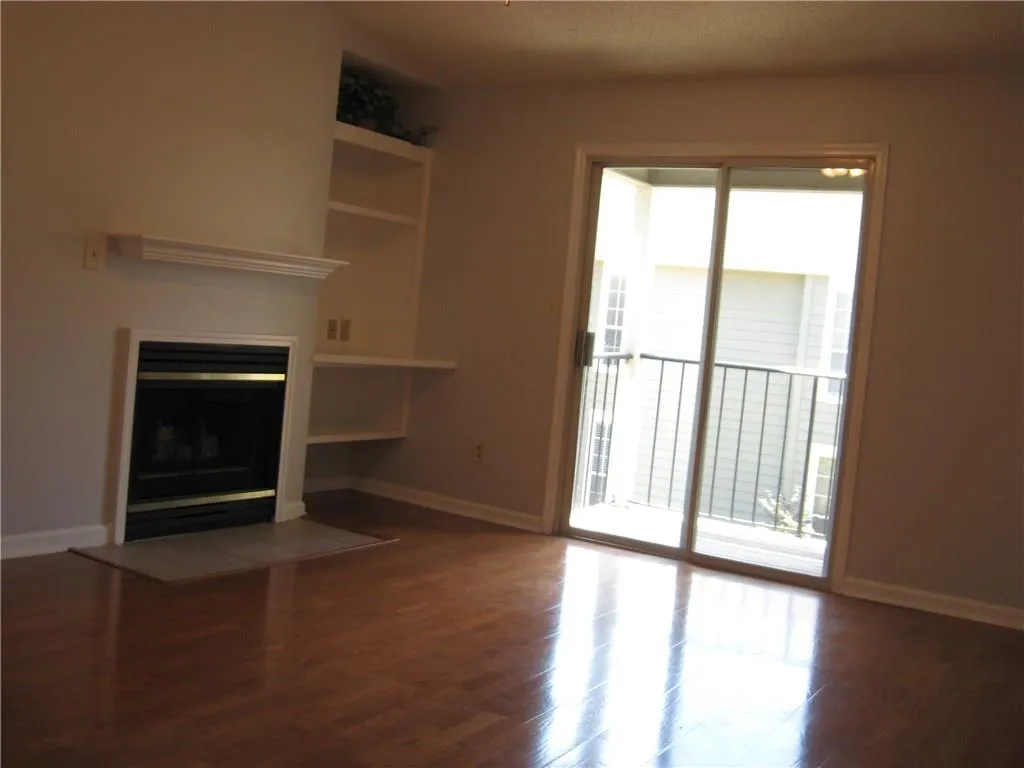 545 Granville Court Unit 545, Atlanta, Georgia 30328, 1 Bedroom Bedrooms, ,1 BathroomBathrooms,Residential,Sold,545 Granville Court Unit 545,5722868