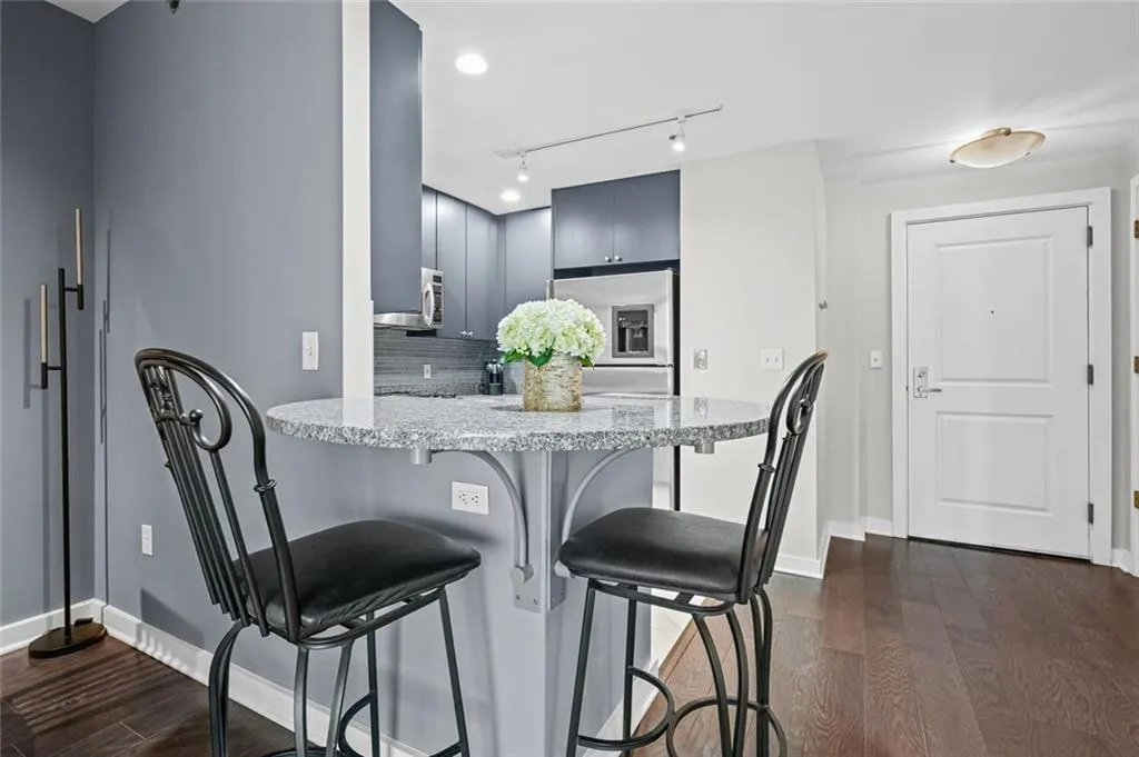 3338 Peachtree Road Ne Unit 1105, Atlanta, Georgia 30326, 1 Bedroom Bedrooms, 0 ,1 BathroomBathrooms,Residential,For Sale,3338 Peachtree Road Ne Unit 1105,7816929