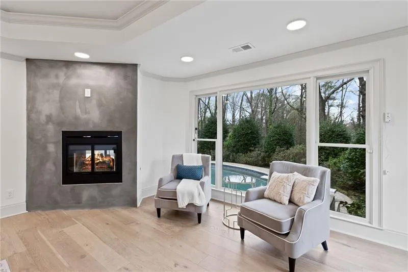 435 Riverhill Drive, Atlanta, Georgia 30328, 5 Bedrooms Bedrooms, ,4 BathroomsBathrooms,Residential,Sold,435 Riverhill Drive,7414699