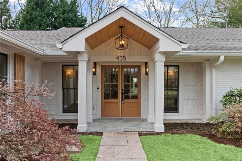 435 Riverhill Drive, Atlanta, Georgia 30328, 5 Bedrooms Bedrooms, ,4 BathroomsBathrooms,Residential,Sold,435 Riverhill Drive,7414699