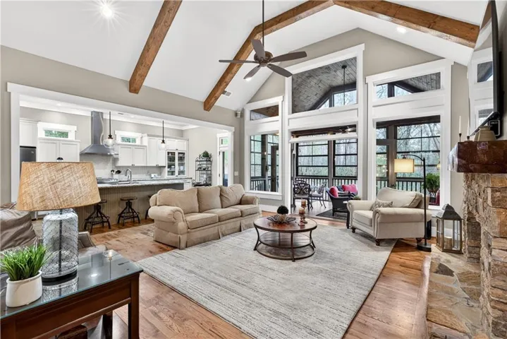 Spacious great room