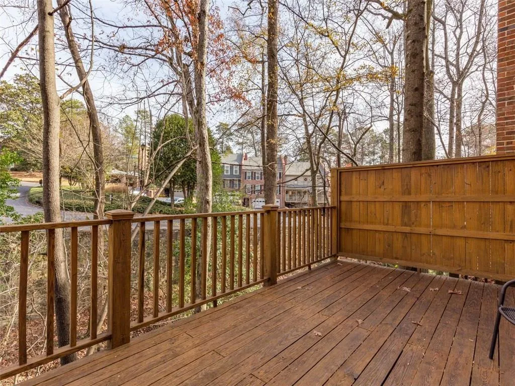 362 The Chace, Sandy Springs, Georgia 30328, 4 Bedrooms Bedrooms, ,3 BathroomsBathrooms,Residential,Sold,362 The Chace,5784955