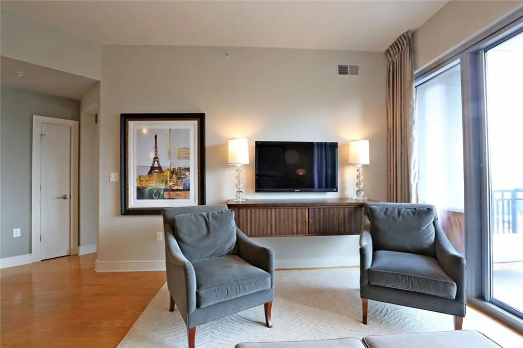 222 12th Street Ne Unit 1505, Atlanta, Georgia 30309, 2 Bedrooms Bedrooms, ,2 BathroomsBathrooms,Residential,Sold,222 12th Street Ne Unit 1505,5849580